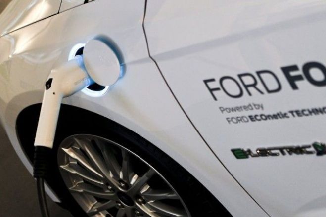 Ford će investirati 4 i pol milijardi dolara u električne i hibridne automobile