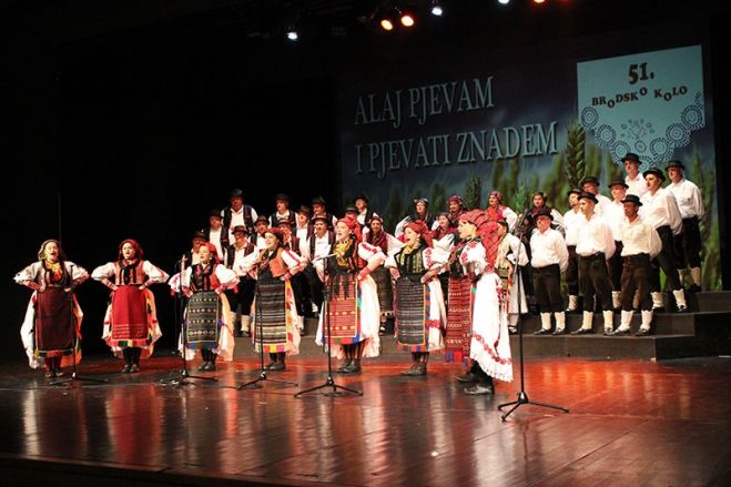 Održana 19. Smotra folklornih pjevačkih skupina Slavonije, Baranje i Srijema
