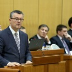 Hrvatski sabor počeo raspravu o proračunu, premijer Orešković zatražio podršku zastupnika