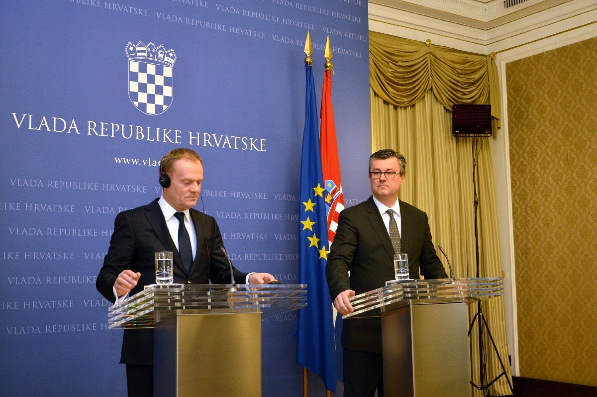 Premijer Orešković s predsjednikom Europskog vijeća Tuskom o migrantskoj krizi