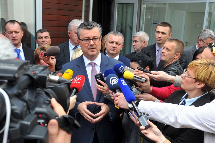 Premijer Orešković u Vukovaru: za Slavoniju imamo fond od 500 milijuna eura