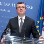 Premijer Orešković poručio: ‘ova vlada će slomiti javni dug!’