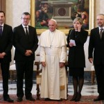 Premijer Orešković razgovarao s Papom Franjom o kanonizaciji kardinala Stepinca