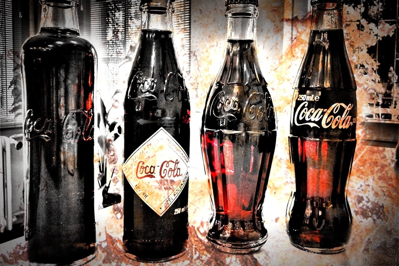 NAJPOPULARNIJE PIĆE NA SVIJETU: Coca-Cola slavi 130. rođendan!