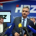 Karamarko podnio ostavku, Petrov uvjetuje: ili Orešković ili novi zbori