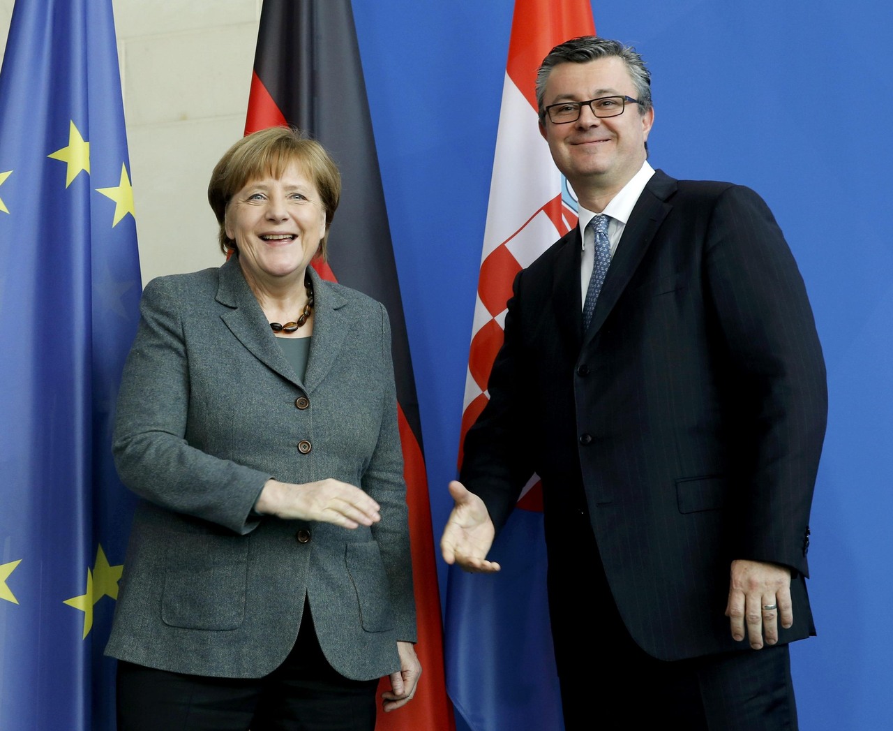 Angela Merkel premijeru Oreškoviću: podržavam hrvatsku politiku reformi