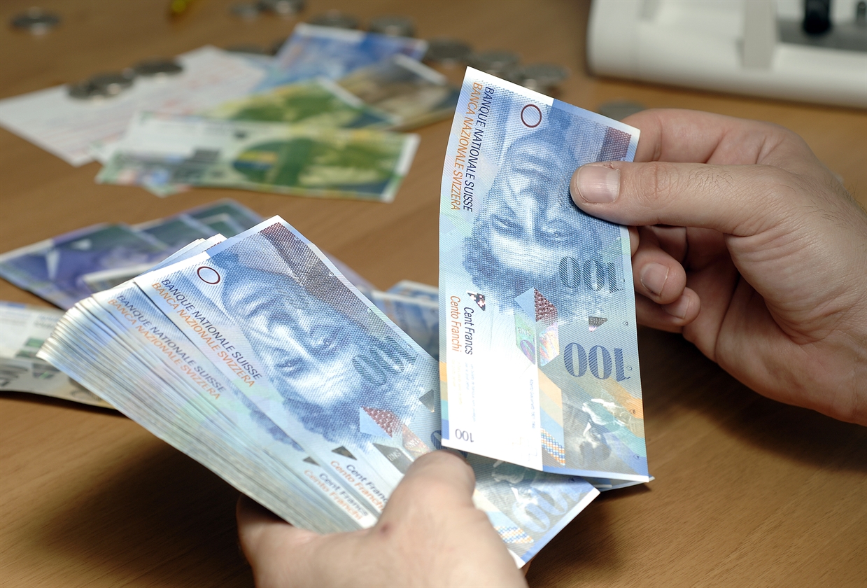 Zagrebačka banka u gubitku 519 milijuna kuna zbog troška konverzije 'švicarca'