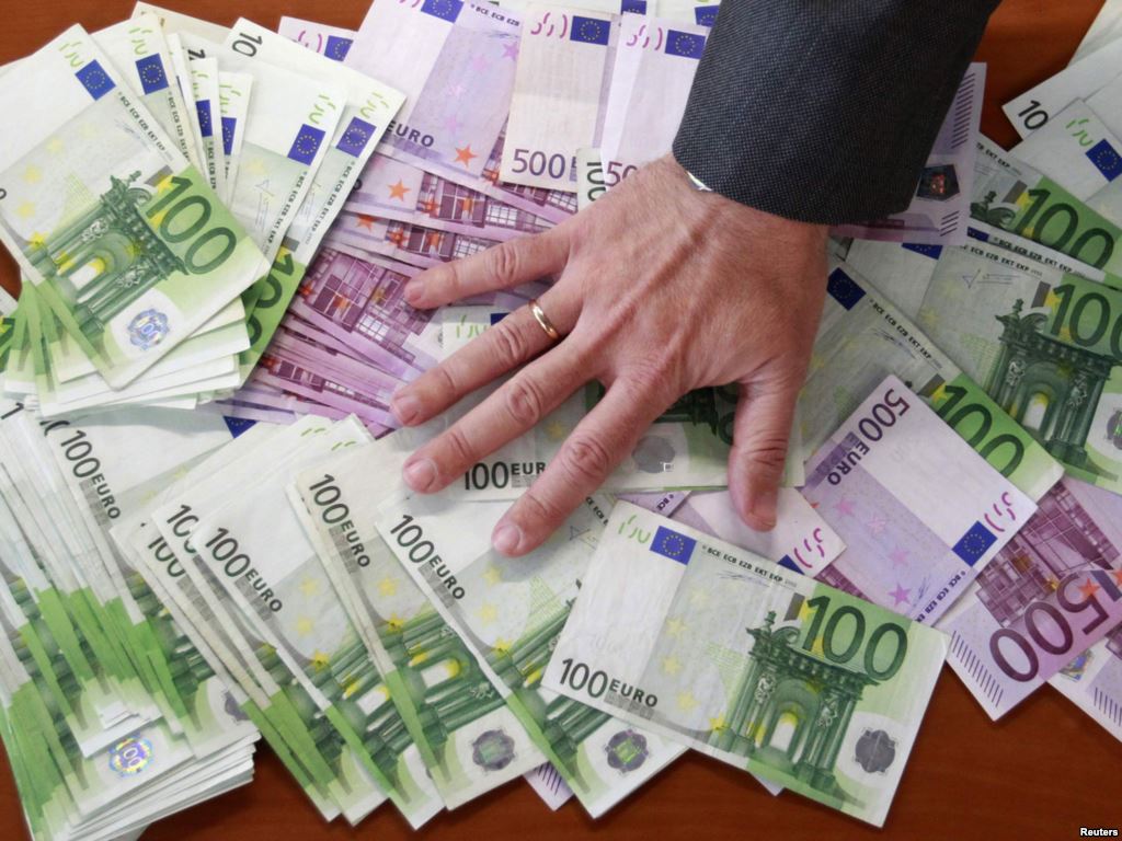 Porasle cijene hrvatskih euroobveznica