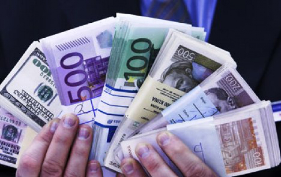 Tečaj domaće valute: Kuna prema funti znatno ojačala