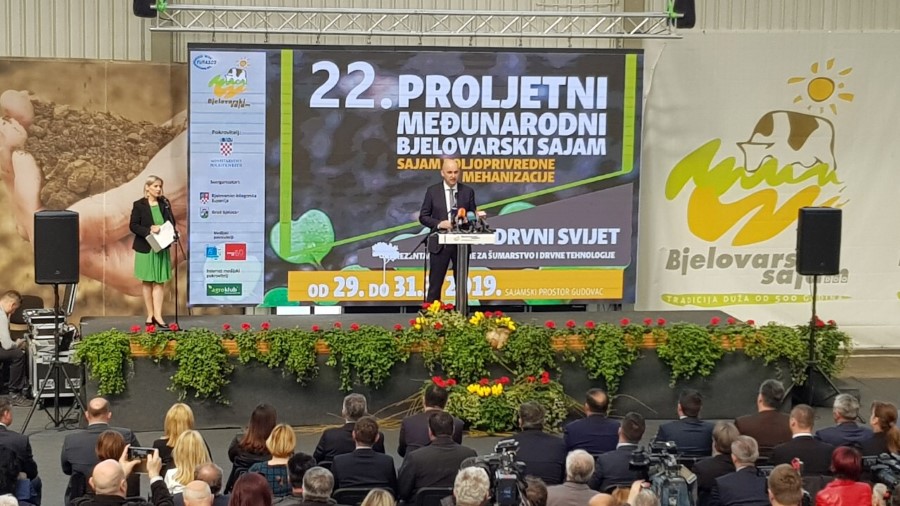 Ministar Tolušić otvorio 22. proljetni međunarodni bjelovarski sajam